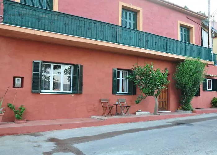 펜션 Finetsioslenia House *