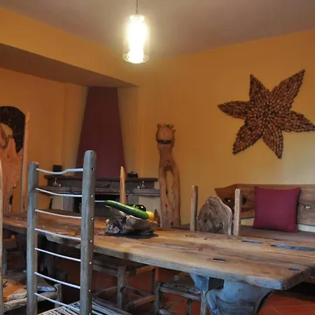 Finetsioslenia House * Kato Pavliana